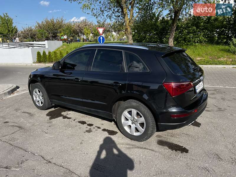 Внедорожник / Кроссовер Audi Q5 2011 в Львове