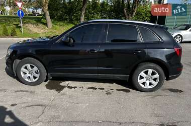 Внедорожник / Кроссовер Audi Q5 2011 в 