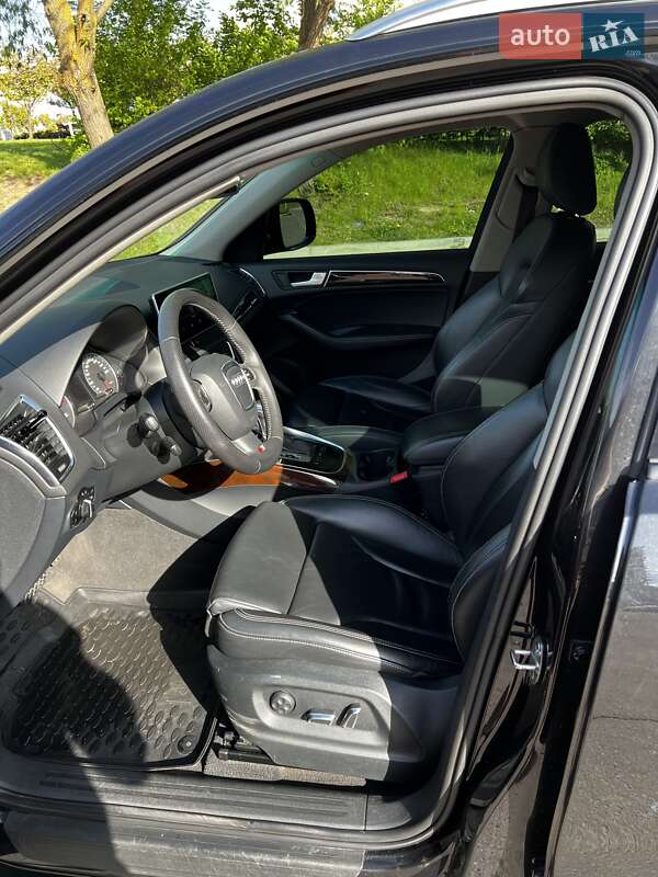 Внедорожник / Кроссовер Audi Q5 2011 в Львове