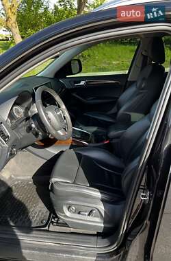 Внедорожник / Кроссовер Audi Q5 2011 в 