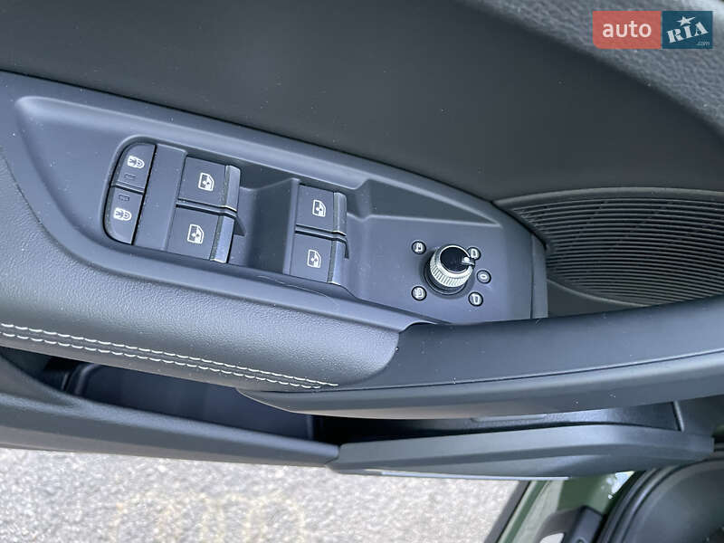 Позашляховик / Кросовер Audi Q5 2021 в Києві фото 14 Позашляховик / Кросовер Audi Q5 2021 в Києві