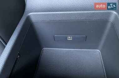 Внедорожник / Кроссовер Audi Q5 2021 в 