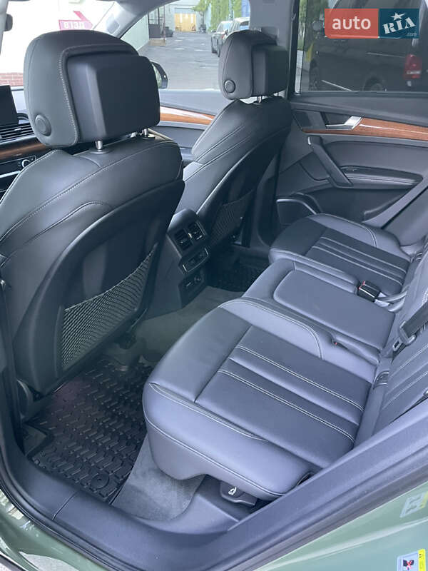Позашляховик / Кросовер Audi Q5 2021 в Києві фото 35 Позашляховик / Кросовер Audi Q5 2021 в Києві