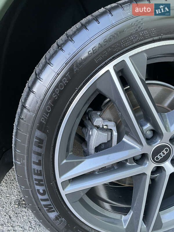 Позашляховик / Кросовер Audi Q5 2021 в Києві фото 64 Позашляховик / Кросовер Audi Q5 2021 в Києві