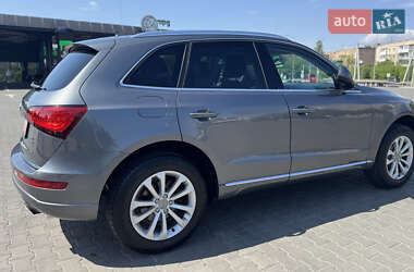 Внедорожник / Кроссовер Audi Q5 2016 в 