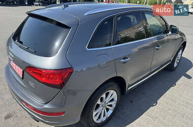 Внедорожник / Кроссовер Audi Q5 2016 в 