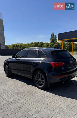 Внедорожник / Кроссовер Audi Q5 2011 в 