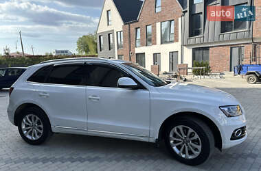 Позашляховик / Кросовер Audi Q5 2012 в 