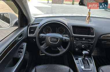 Позашляховик / Кросовер Audi Q5 2012 в 