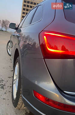 Позашляховик / Кросовер Audi Q5 2017 в 