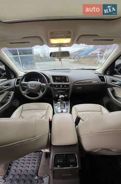 Позашляховик / Кросовер Audi Q5 2015 в 