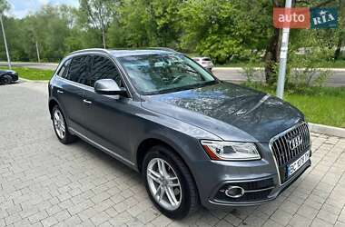 Внедорожник / Кроссовер Audi Q5 2015 в 