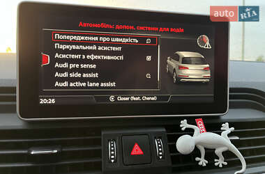 Позашляховик / Кросовер Audi Q5 2018 в 