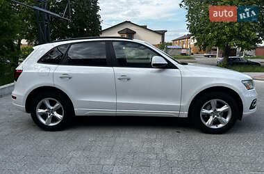 Позашляховик / Кросовер Audi Q5 2015 в 