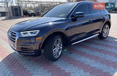 Внедорожник / Кроссовер Audi Q5 2017 в 