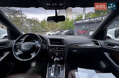 Внедорожник / Кроссовер Audi Q5 2015 в 