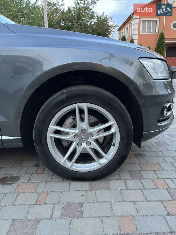 Внедорожник / Кроссовер Audi Q5 2015 в Киеве