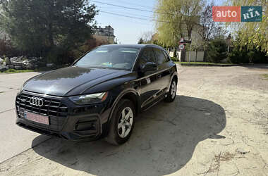 Позашляховик / Кросовер Audi Q5 2023 в 