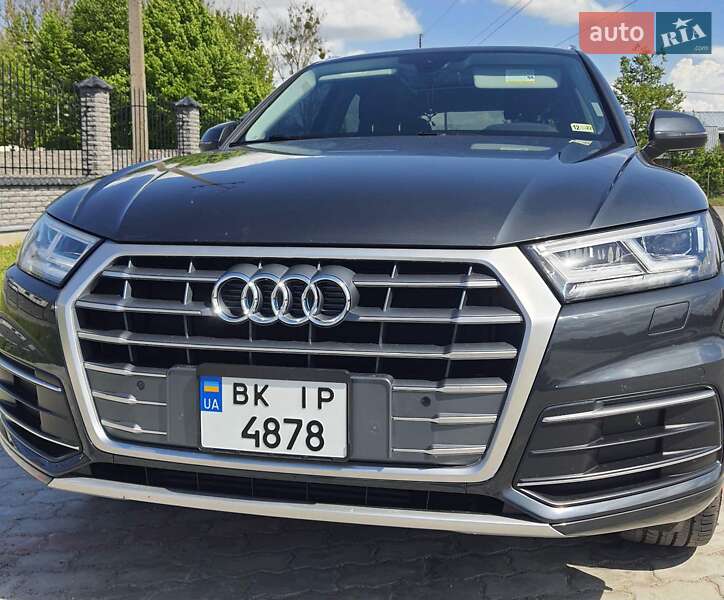 Внедорожник / Кроссовер Audi Q5 2018 в Костополе