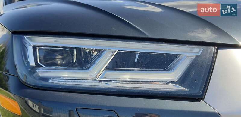 Внедорожник / Кроссовер Audi Q5 2018 в Костополе