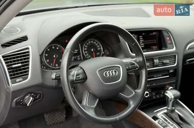 Внедорожник / Кроссовер Audi Q5 2016 в 