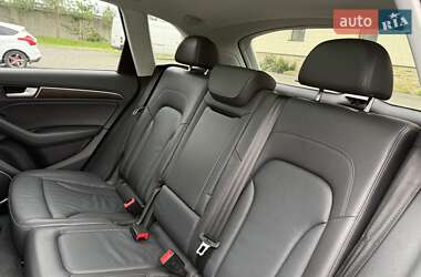 Внедорожник / Кроссовер Audi Q5 2016 в 