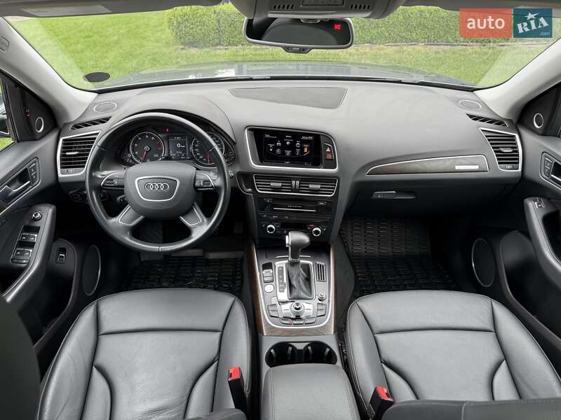 Позашляховик / Кросовер Audi Q5 2016 в Львові