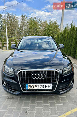 Внедорожник / Кроссовер Audi Q5 2013 в Тернополе