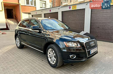 Позашляховик / Кросовер Audi Q5 2013 в 