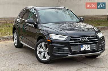 Позашляховик / Кросовер Audi Q5 2017 в Києві