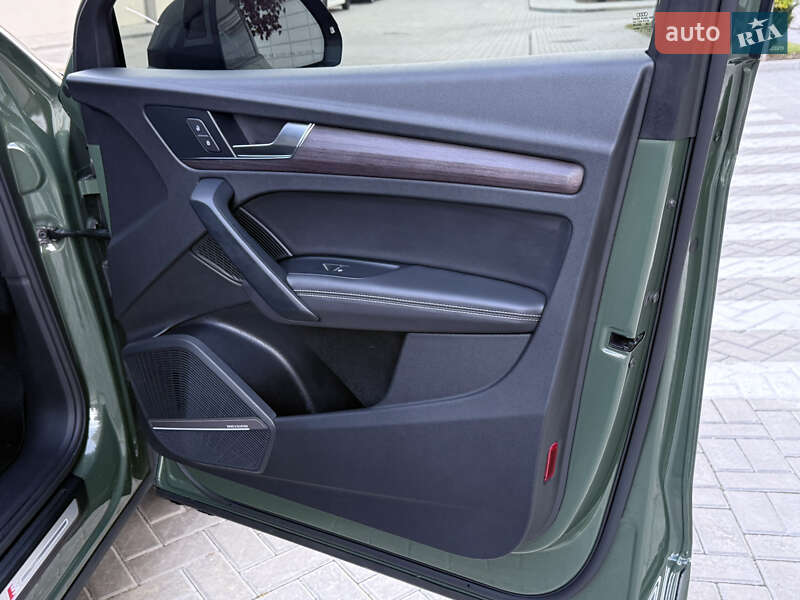 Внедорожник / Кроссовер Audi Q5 2021 в Одессе