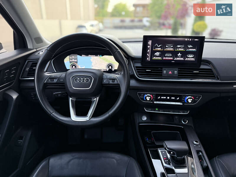 Внедорожник / Кроссовер Audi Q5 2021 в Одессе