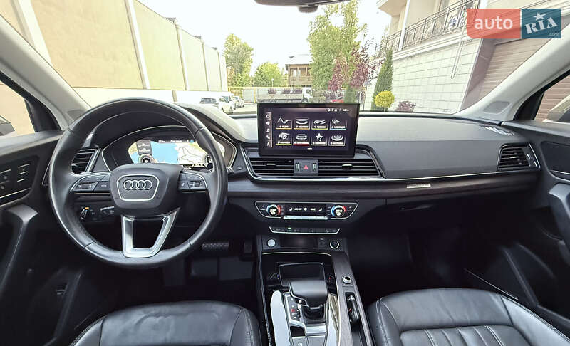 Внедорожник / Кроссовер Audi Q5 2021 в Одессе