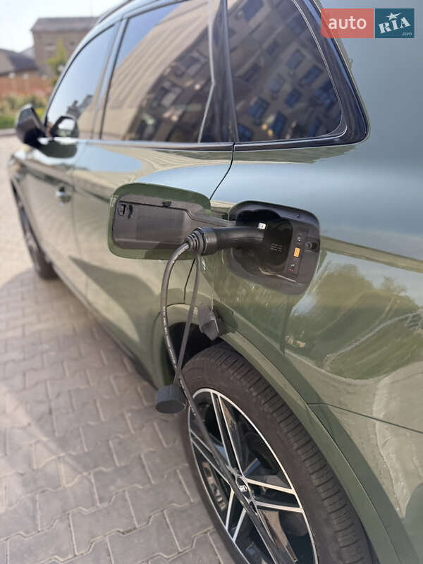 Внедорожник / Кроссовер Audi Q5 2021 в Одессе