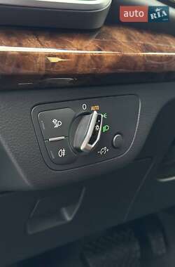 Позашляховик / Кросовер Audi Q5 2017 в 