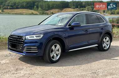 Внедорожник / Кроссовер Audi Q5 2017 в Львове