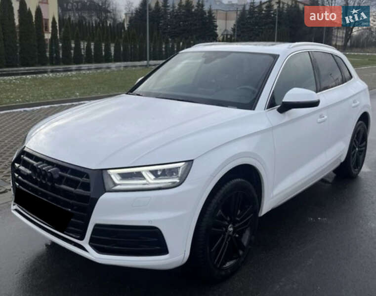 Внедорожник / Кроссовер Audi Q5 2017 в Золочеве