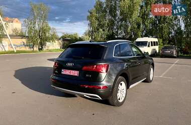 Позашляховик / Кросовер Audi Q5 2017 в 