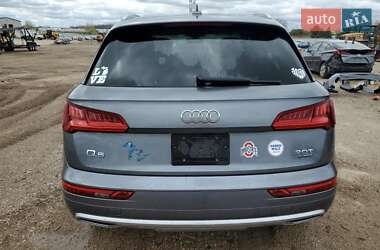Внедорожник / Кроссовер Audi Q5 2018 в 