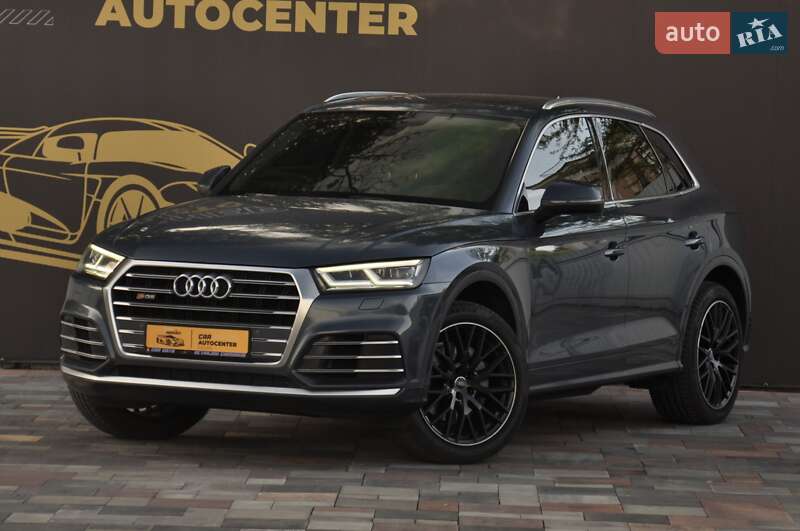 Позашляховик / Кросовер Audi Q5 2017 в 
