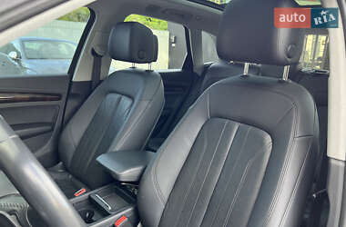 Позашляховик / Кросовер Audi Q5 2017 в 