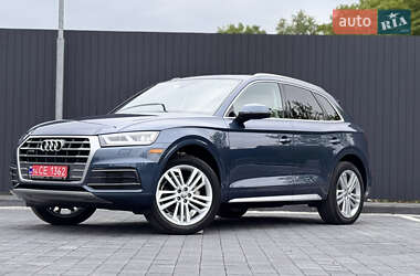 Внедорожник / Кроссовер Audi Q5 2018 в 
