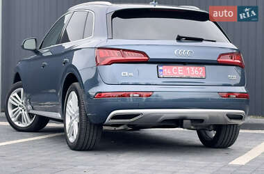 Внедорожник / Кроссовер Audi Q5 2018 в 