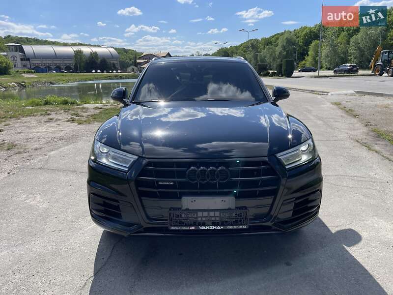 Внедорожник / Кроссовер Audi Q5 2018 в Днепре