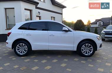 Внедорожник / Кроссовер Audi Q5 2015 в 