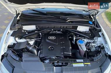 Внедорожник / Кроссовер Audi Q5 2015 в 