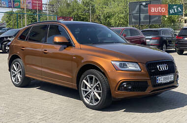 Внедорожник / Кроссовер Audi Q5 2015 в Луцке