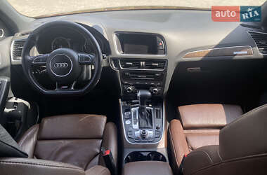 Внедорожник / Кроссовер Audi Q5 2015 в 