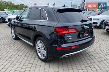 Позашляховик / Кросовер Audi Q5 2019 в 