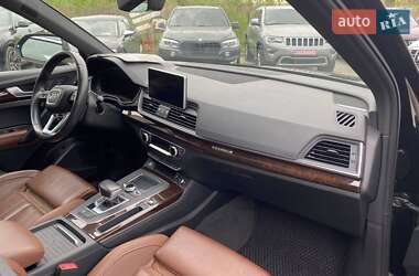 Позашляховик / Кросовер Audi Q5 2019 в 
